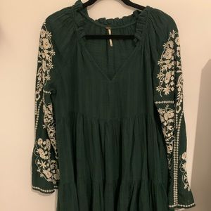 Long sleeve green dress